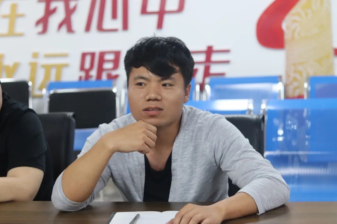 b58127b7f54fe16e1fbab2bdf31a85b.jpg 图片