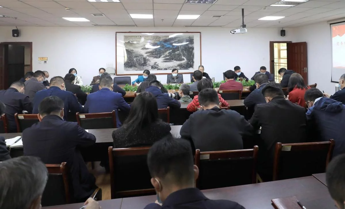 bet5365最新线路检测深入开展教育思想大讨论